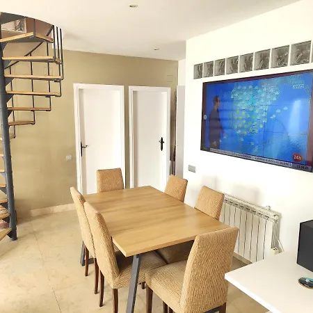 דירה Balcony Pool & Seaside *