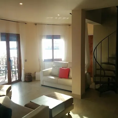 דירה Balcony Pool & Seaside סיטגס